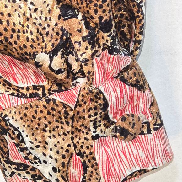 Don Caster Women's Button Up Blouse With Cheetah Design. Size 4. - Picture 8 of 11